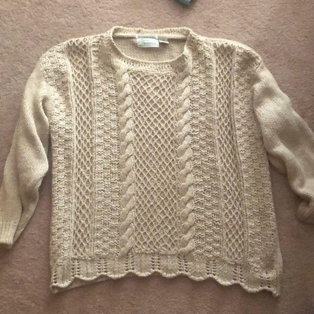 Shenanigans size 22 women’s plus cream sweater